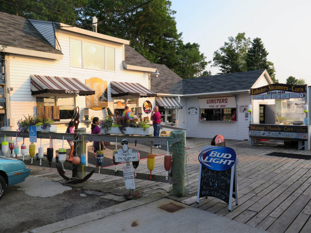 The Boothbay Lobster Wharf